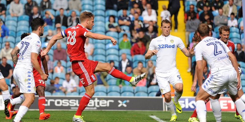 Lịch sử đối đầu cho thấy Birmingham là khắc tinh của Leeds