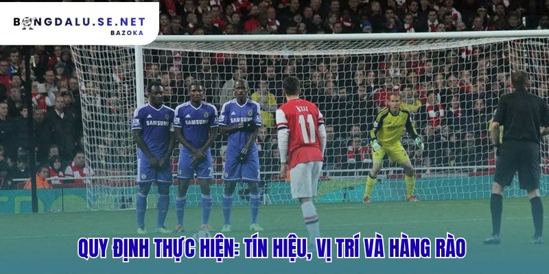 Tín hiệu trọng tài và quy định hàng rào trên sân
